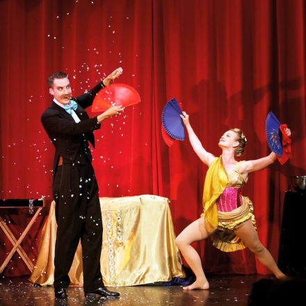 Promo The Norvinis Magician London