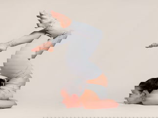 Promo Contortionist Pixie Contortionist London