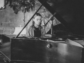 Promo Maya James Pianist Staffordshire