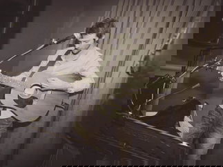 Promo Christopher Acoustic Singer Guitarist West Yorkshire