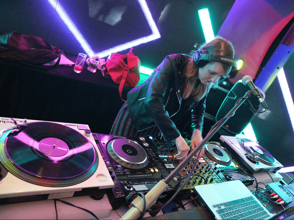 Promo DJ Frost Party DJ Berkshire