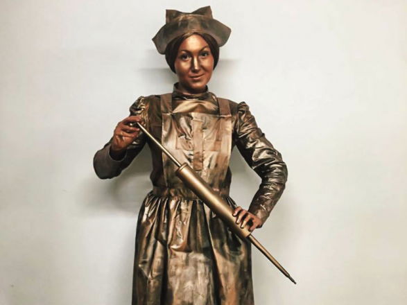 Promo Doctor and Nurse Living Statues  Leicestershire