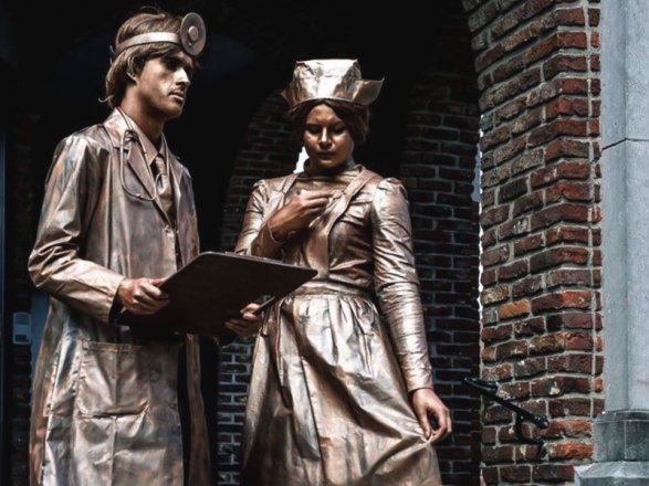 Promo Doctor and Nurse Living Statues Street Performer Leicestershire