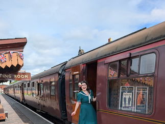 Promo Lily Belle Solo Singer With Tracks Bedfordshire