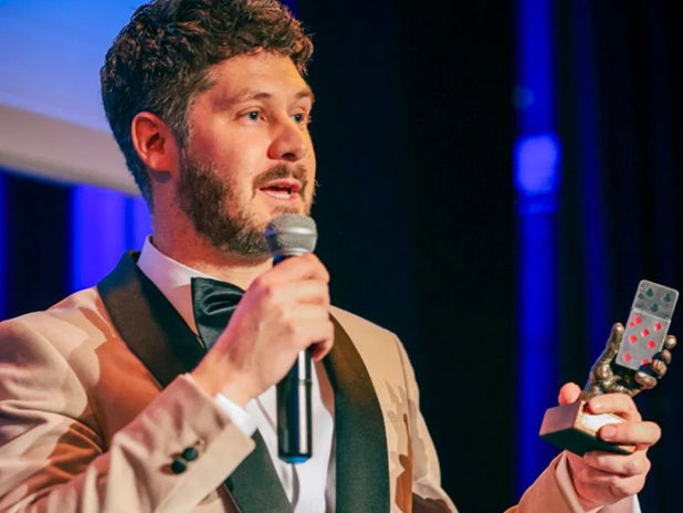 artists similar to Mathew Knight