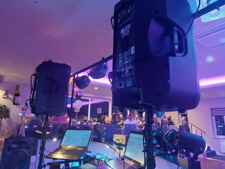 Promo DJ Chris Party DJ Cumbria