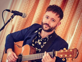 Promo Leo Jackson Singer Guitarist Surrey