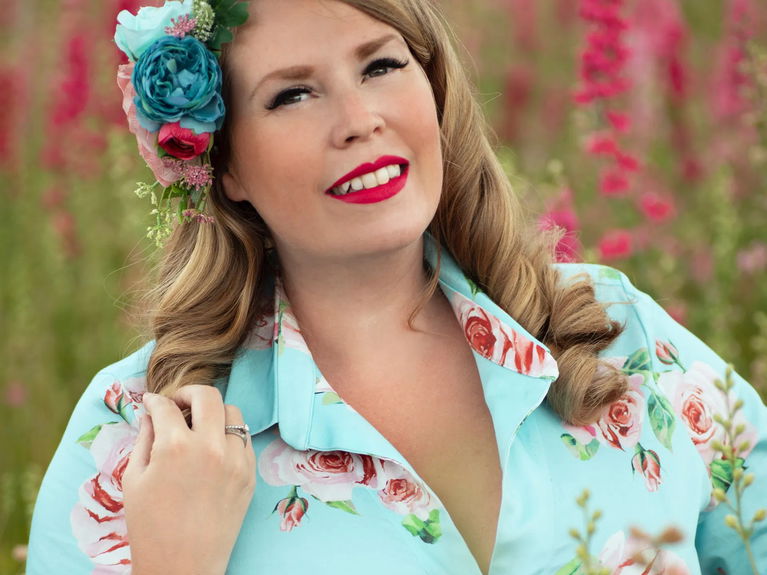 artists similar to Vintage Lianna