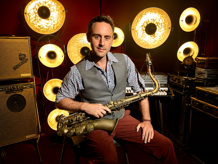 artists similar to Fitzroy Sax