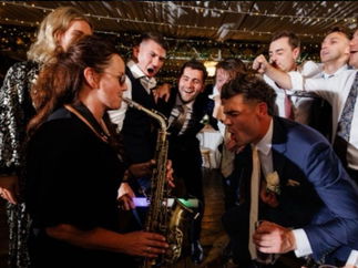 Promo Liz On Sax Saxophonist Hertfordshire