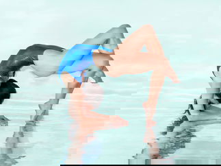 Promo Contortionist Pixie Contortionist London