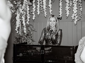 Promo Singer DJ Jodie Singer and DJ Bristol