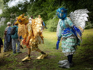 Promo Sequin Birds Street Performer London