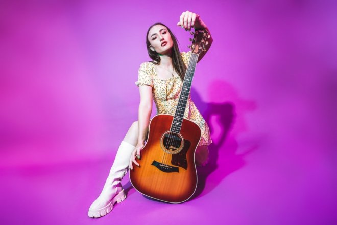 Promo Bethany Amelia Singer-Guitarist Essex