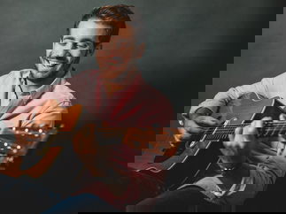 Promo Andy Michaels Solo Singer-Guitarist Gloucestershire