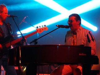 Promo Queen Rocks Queen Tribute Band Devon