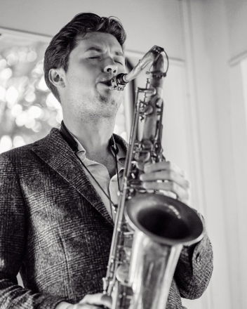 Promo NJ on Sax Saxophonist London