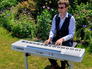 Promo Tom K Pianist Hampshire