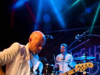 Promo Absolute 80s 80