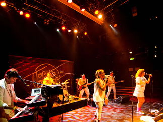 Promo Absolute 80s 80