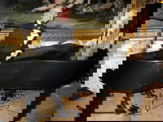 Promo Adrian Lewis Singer-Pianist London