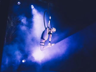 Promo Aerialist Sophie Aerialist Angus