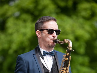 Promo Al about the Sax Saxophonist Manchester