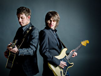 Promo Alex and Jacques Rock and Pop Duo Oxfordshire