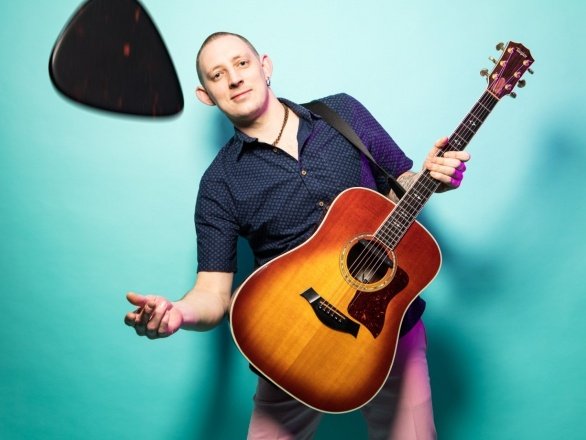 Promo Alex Colman Solo Singer/Guitarist Oxfordshire