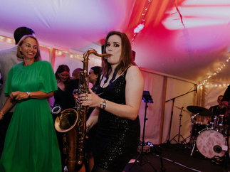 Promo Sax It Up Saxophonist Kent