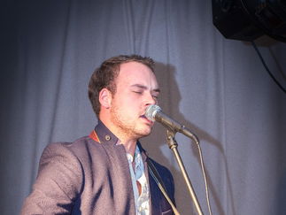 Promo Alex T Solo Singer / Guitarist London