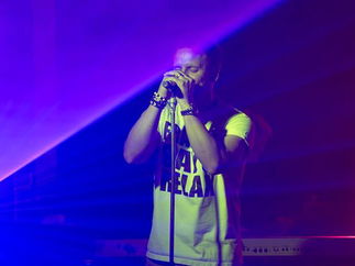 Promo Alive and Kicking 80