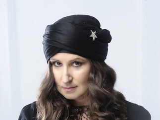 Promo Fun Fortune Teller Street Performer London