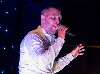 Promo Anthony Tayler Solo Singer With Tracks Somerset