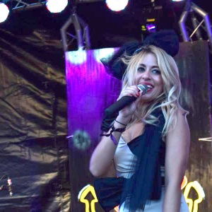 Promo A Touch Of Faith (Paloma Faith)  Hampshire