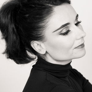 Promo Audrey Hepburn Lookalike  Powys