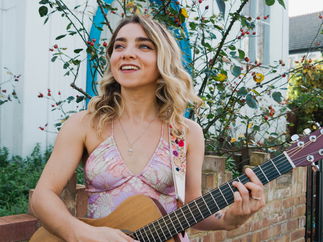 Promo Isla Solo Singer/ Guitarist London