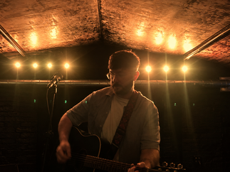 Promo Sean Roberts Singer Guitarist Hampshire
