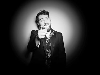 Promo Sassy Deluxe Pop, Rock and Dance Music Party Band Hampshire