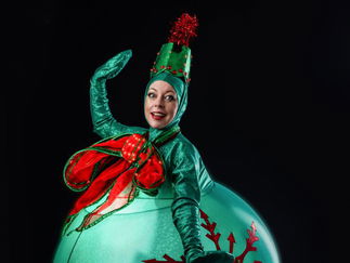 Promo Christmas Baubles Mix and Mingle Christmas Entertainers East Sussex