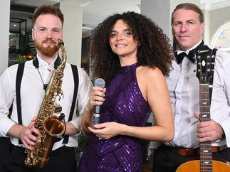Promo Amy Keni Solo Artist, Duo or Trio London