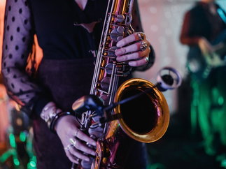 Promo Sax It Up Saxophonist Kent