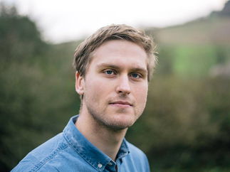 Promo Benjamin Classical Guitarist Hampshire