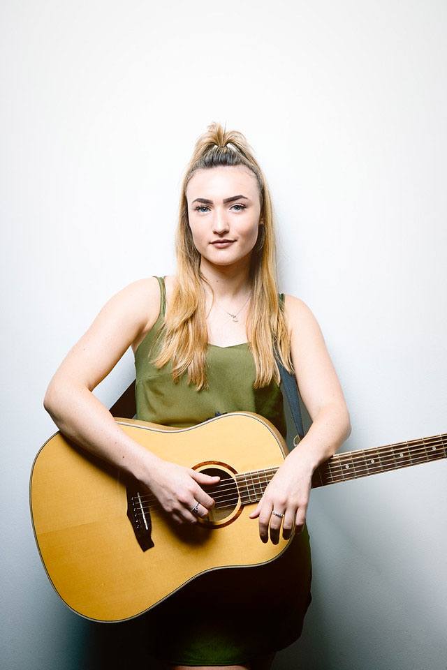 Bethany Amelia Singer Guitarist Essex Alive Network