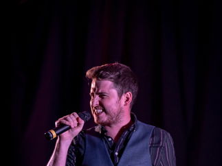 Promo Tom Charles Singer Guitarist Newcastle upon Tyne