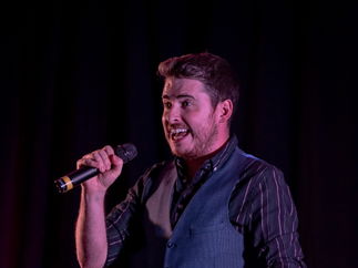 Promo Tom Charles Singer Guitarist Newcastle upon Tyne