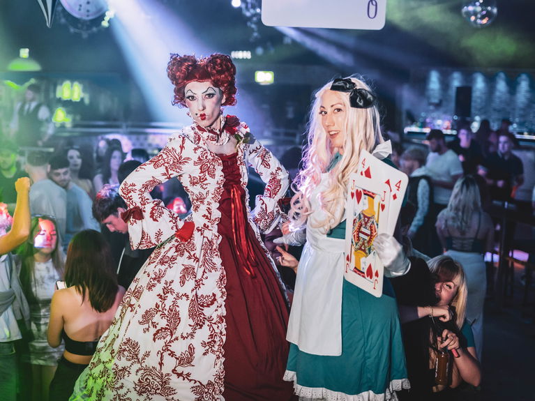 artists similar to Event Stilt Walkers