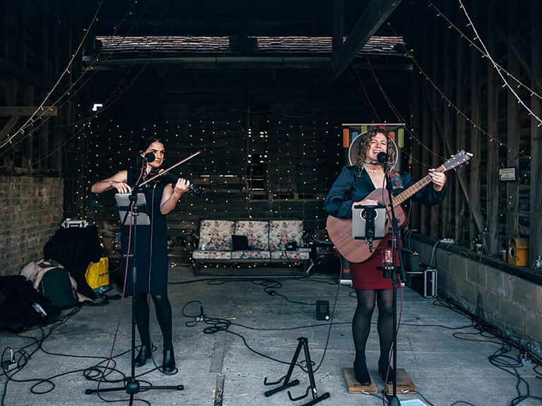 artists similar to Craic It Up