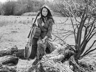 Promo Cellist Lucinda Classical Musician London