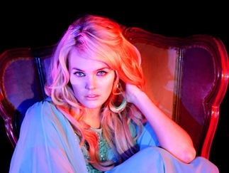 Promo Christie Prentice Solo Singer London